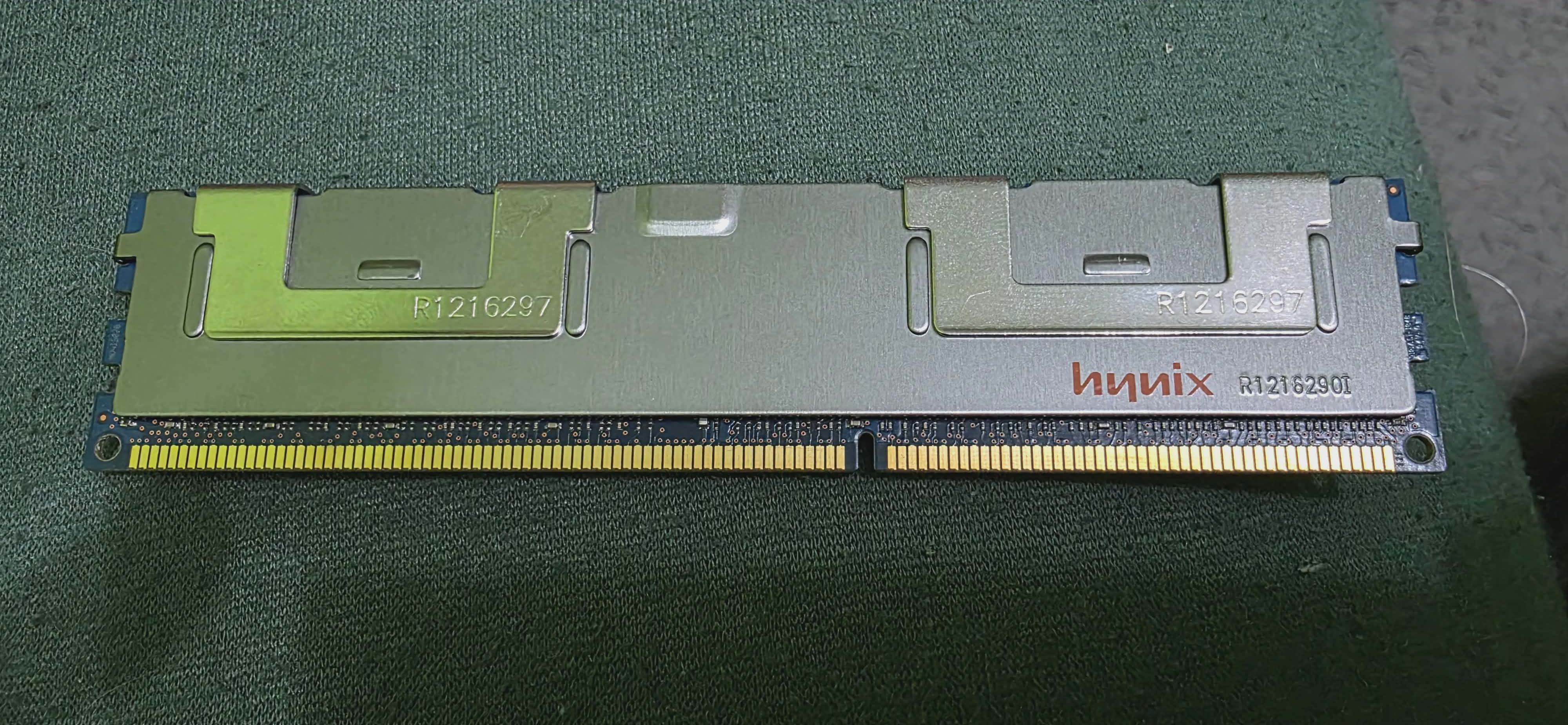 Pamięć ram IBM / Hynix 4GB DDR3-1333 PC3-10600R Registered ECC RDIMM 2Rx4